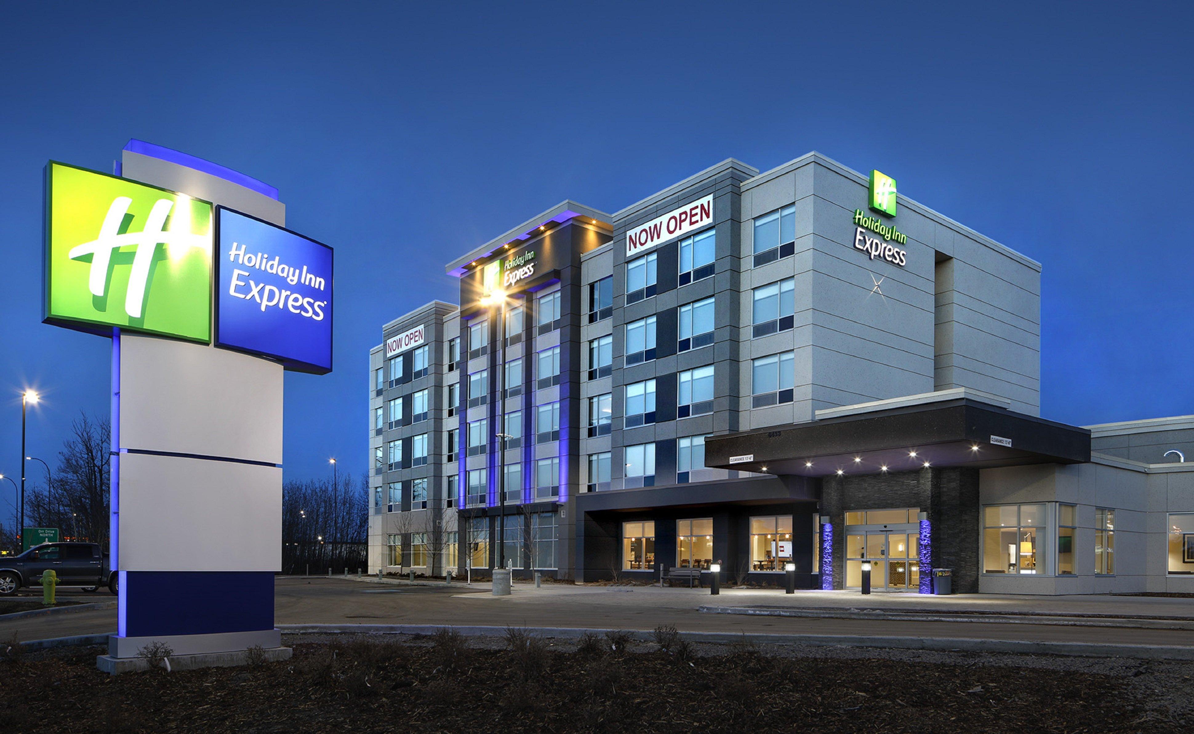 Holiday Inn Express - Red Deer North By Ihg Екстериор снимка