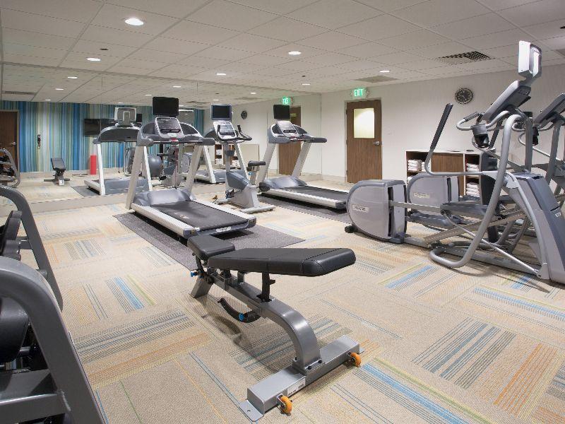 Holiday Inn Express - Red Deer North By Ihg Екстериор снимка