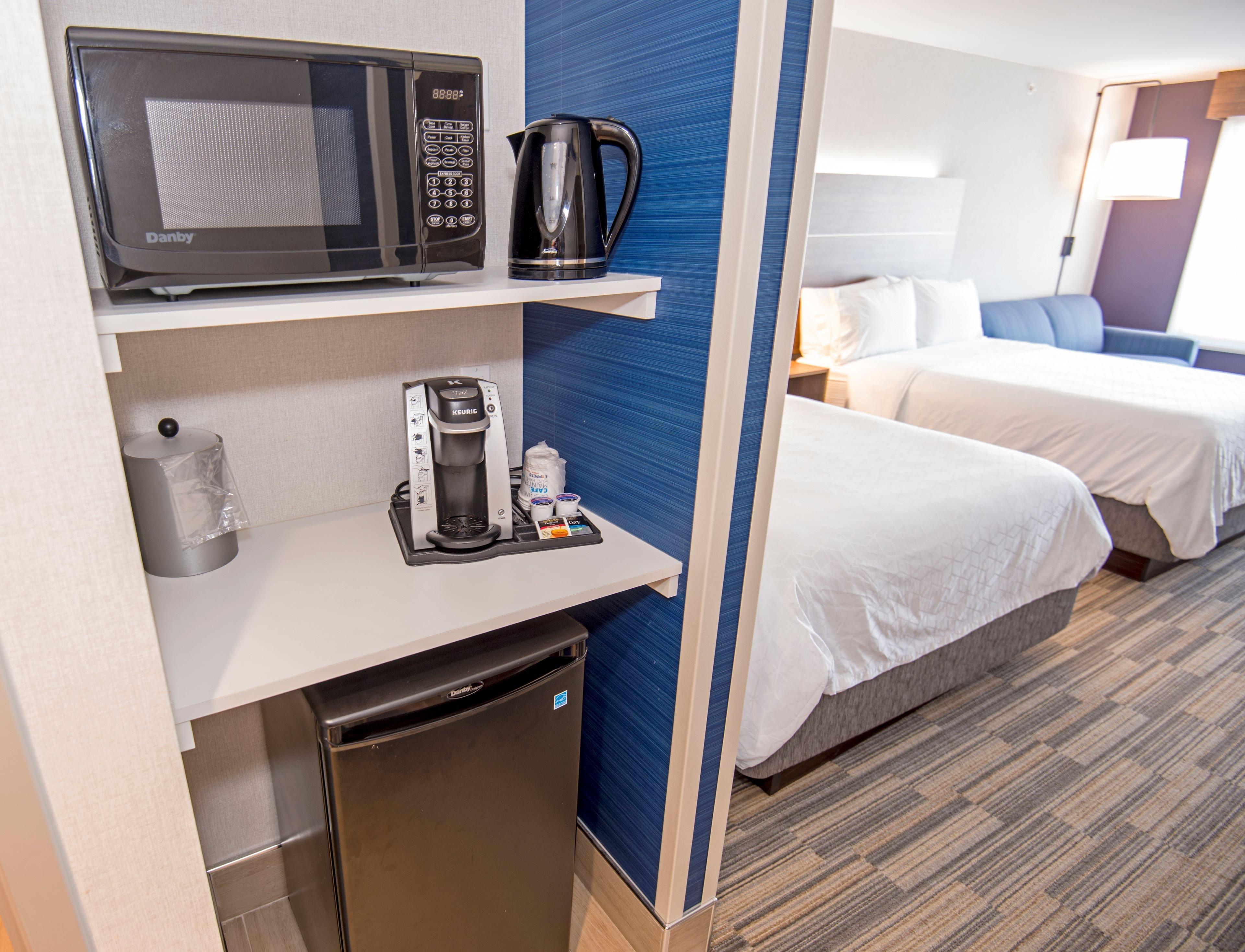 Holiday Inn Express - Red Deer North By Ihg Екстериор снимка